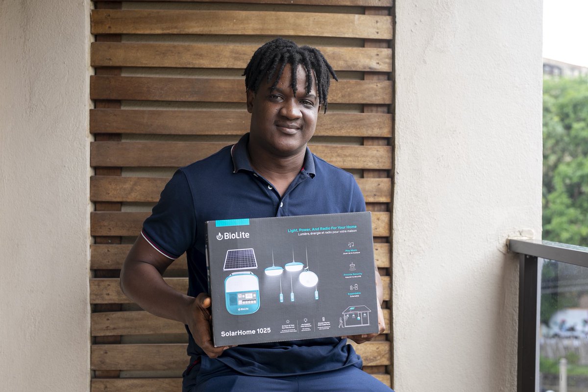 We’re celebrating 9 years of impact! 🎉 

Enjoy special solar deals in our Buy N Njoy Beteh Bonya promo till July 31. 

Visit any shop, call 336 or WhatsApp 075925991. 

Details 👉 ayvnews.com/easy-solar-cel…