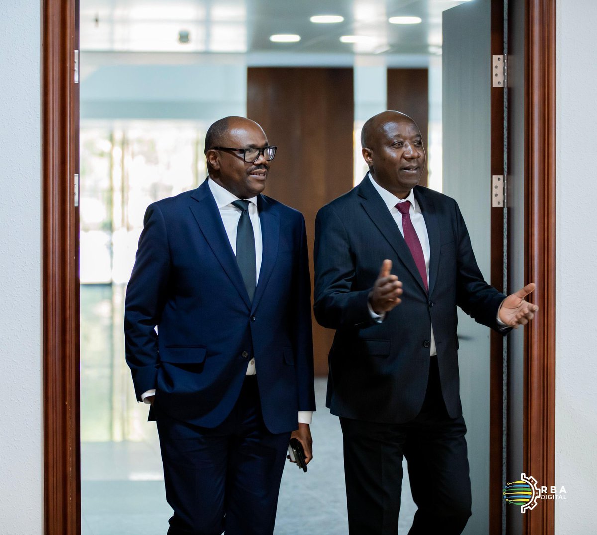 Buriya Former Prime Minister Édouard Ngirente yabwiraga iki Prime Minister mushya?