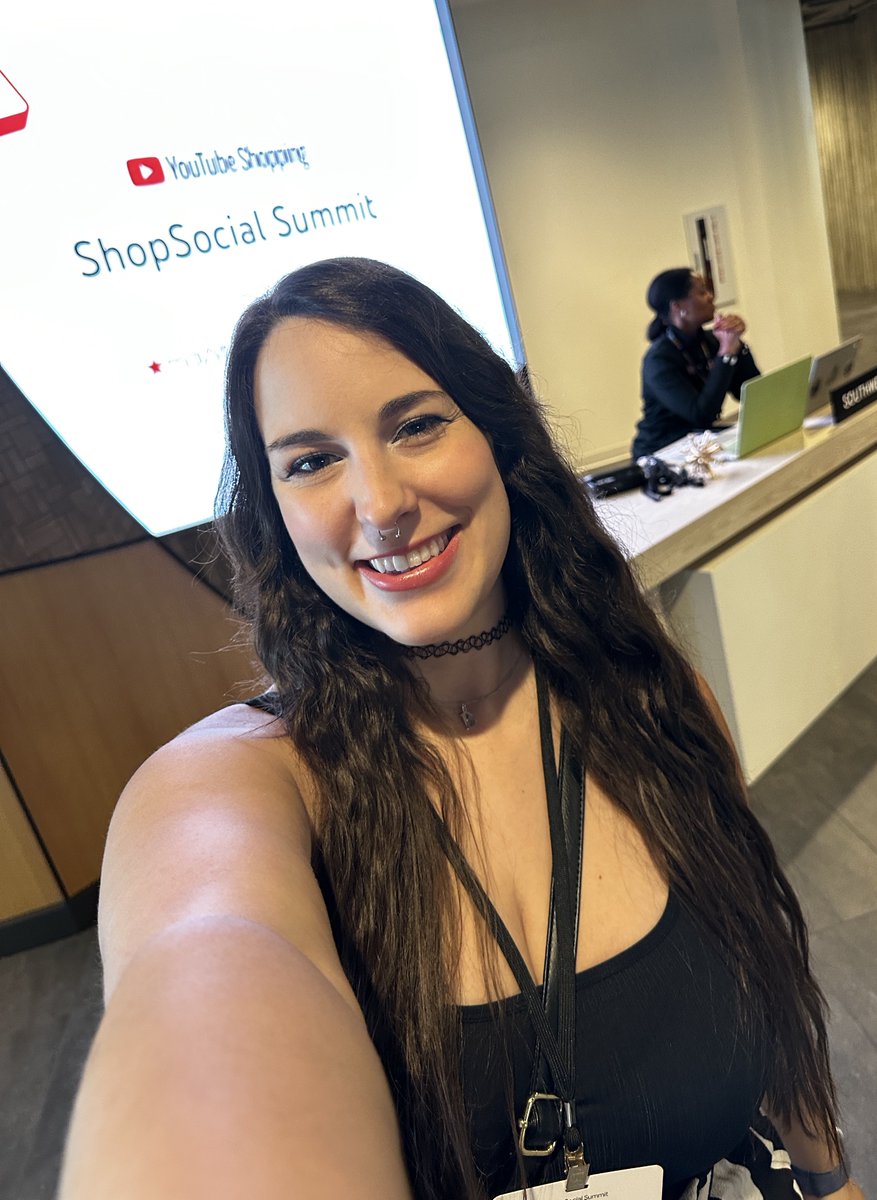 Another <a href="/YouTube/">YouTube</a> event in the books ❤️ thank you to <a href="/YouTubeCreators/">YouTube Creators</a> for putting on these informative shop socials for us creators!

Until next time NYC 🥰