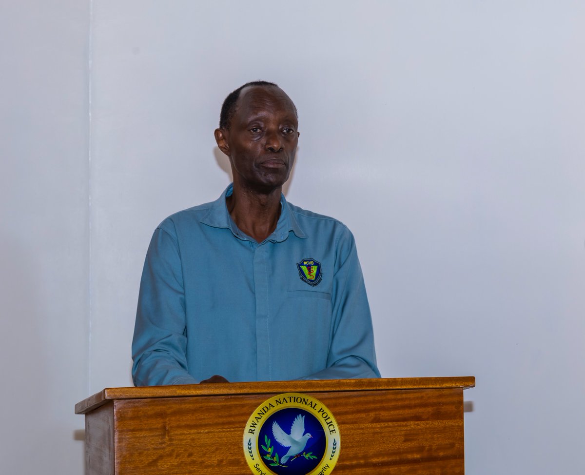 Rwanda Council of Veterinary Doctors (@rwandavets1) on Twitter photo 1/2
Today, the #RCVD Chairperson, Dr. Kayumba Charles, and the Chief Veterinary Officer & <a href="/WOAH/">World Organisation for Animal Health</a> Delegate to 🇷🇼<a href="/FabriceNdayise4/">Fabrice Ndayisenga</a> joined <a href="/Rwandapolice/">Rwanda National Police</a> for the certification ceremony marking the completion of a one-year veterinary training program for the Canine Brigade Department. 1/2
Today, the #RCVD Chairperson, Dr. Kayumba Charles, and the Chief Veterinary Officer & <a href="/WOAH/">World Organisation for Animal Health</a> Delegate to 🇷🇼<a href="/FabriceNdayise4/">Fabrice Ndayisenga</a> joined <a href="/Rwandapolice/">Rwanda National Police</a> for the certification ceremony marking the completion of a one-year veterinary training program for the Canine Brigade Department.