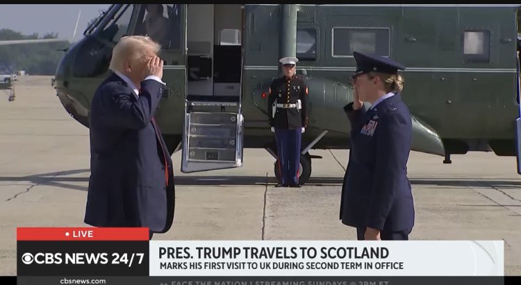 MartinGenier's tweet image. En pleine crise de l’affaire #Epstein @POTUS Trump s’envole pour l’Ecosse 🏴 business politique droits de douane seront ses objectifs. @Keir_Starmer @JohnSwinney vont le rencontrer et on annonce aussi une rencontre avec la présidente de la @EU_Commission @vonderleyen …