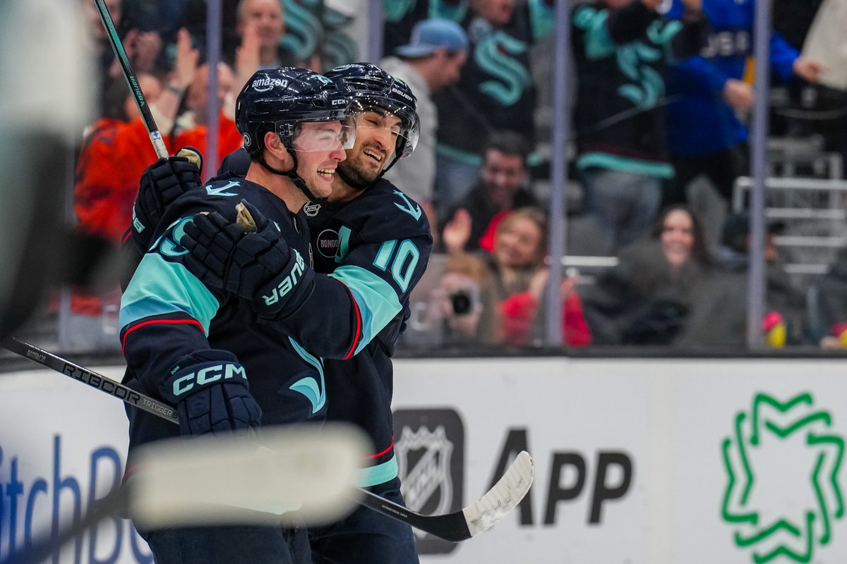 Seattle Kraken (@seattlekraken) on Twitter photo The schedule is set 📅
Our opponents are locked in 🔒
Now <a href="/GeoffBakerNHL/">Geoff Baker</a> takes a look at several early home match-ups to circle on your calendars → bit.ly/PESKYFOES The schedule is set 📅
Our opponents are locked in 🔒
Now <a href="/GeoffBakerNHL/">Geoff Baker</a> takes a look at several early home match-ups to circle on your calendars → bit.ly/PESKYFOES