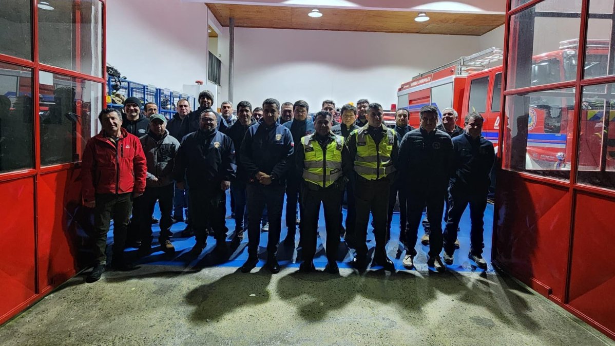 Carabineros de la #SIAT#TALCA por medio de una charla sobre seguridad vial, instruyó a conductores de vehículos de emergencia de la 1ª, 2ª y 3ª.Compañía y 4ª.Brigada de bomberos de #Hualañe,sobre la prevención en la conducción y el respeto por las velocidades y las señaléticas.