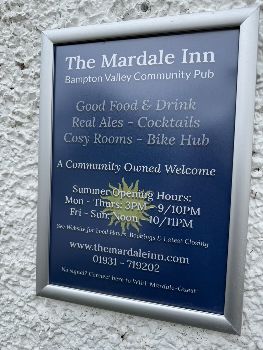 terrybnd's tweet image. Enjoyed a REALLY nice low alcohol beer from @loweswatergold today at the fab community owned pub @BvcpInn today! 😋🍺 #lakedistrict I headed out to catch up with pals on my leccy bike and recharged there too! I love such pubs in Cumbria. The opposite of the mainstream crap ya see…