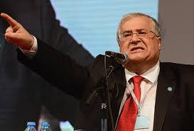 Cemal Toptancı (@toptanccem69915) on Twitter photo Televizyon programcıları bir kaç ay bakanlık yapmış <a href="/MASUMTURKER/">Dr.Masum Türker</a>'i konuşmacı olarak davetinizde, kamuoyunca önemli görülen gündemleri sabote ettiğinin farkında değilsiniz. <a href="/cnnturk/">CNN TÜRK</a> <a href="/abdulkdir_selvi/">abdulkadir selvi</a>
<a href="/Fullyaozturk/">Fulya Öztürk</a> #AkılÇemberi Televizyon programcıları bir kaç ay bakanlık yapmış <a href="/MASUMTURKER/">Dr.Masum Türker</a>'i konuşmacı olarak davetinizde, kamuoyunca önemli görülen gündemleri sabote ettiğinin farkında değilsiniz. <a href="/cnnturk/">CNN TÜRK</a> <a href="/abdulkdir_selvi/">abdulkadir selvi</a>
<a href="/Fullyaozturk/">Fulya Öztürk</a> #AkılÇemberi
