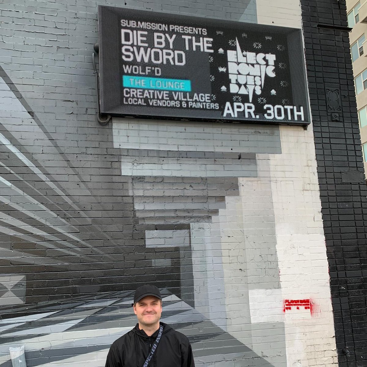 dbtsbass's tweet image. 2 WEEKS UNTIL WE'RE BACK AT @THEBLACKBOX5280... 🚨
WHO'S READY??? 🔥
DON'T MISS OUT ON THIS $20 HOLLA! 🎉
@subdotmission
#dubstep