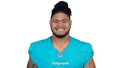 DonShulaCorleon's tweet image. Kenneth Grant told reporters that he and fellow rookie Jonah Savaiinaea have an ongoing competition about being the first one in and last one out of the building.
This is EXACTLY the type of mentality we want to see from our young studs. 💪🏻😤
(via @schadjoe) #PhinsUp