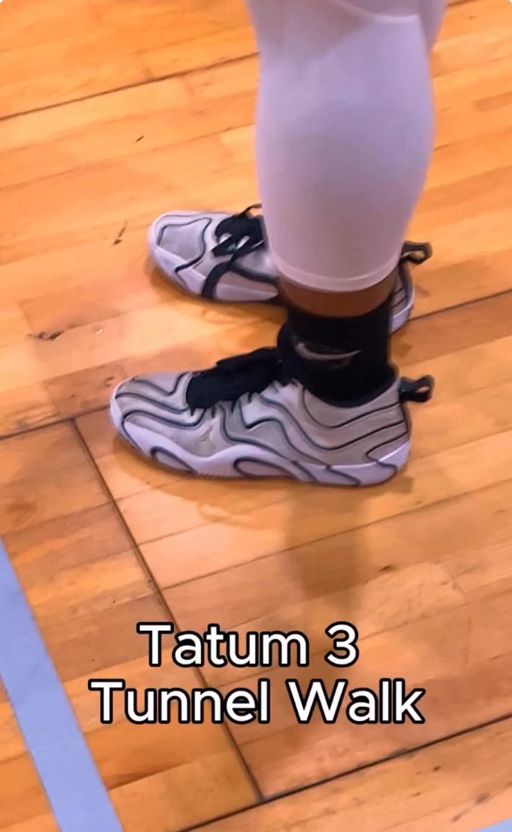 Sporelooo's tweet photo. What you rockin ?  Check out full vid 
https://t.co/gbqjAFp6sr https://t.co/WoFFXlB4h9
