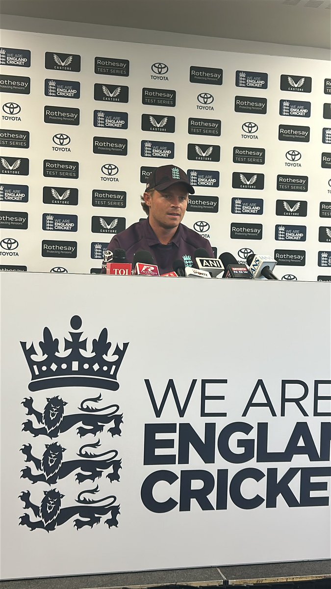 Sahil_Malhotra1's tweet image. Ollie Pope on Joe Root breaking Sachin Tendulkar record: The way he is batting, I am sure he will be driven to be No.1. The hunger he has, I won’t be surprised if he chases it down.