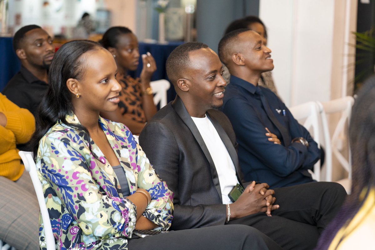 RwandaICT's tweet image. We proudly celebrate the graduation of 20 newly certified drone pilots, a major step in growing Rwanda’s drone ecosystem and local innovation capacity.
This program, delivered in partnership with @giz_gmbh @DigiCenterRW and @AkageraAviation , is part of a broader effort to build…