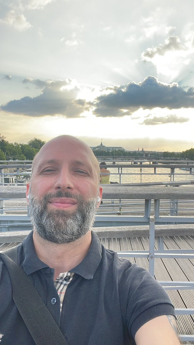 ❤️
#littlelove 
#paris