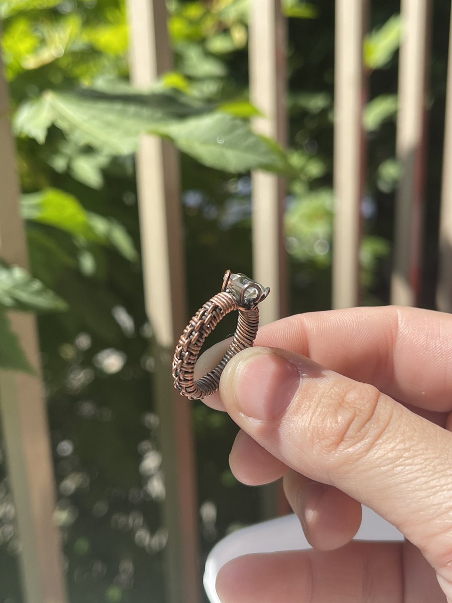 foggecrystals's tweet photo. crystal rings have made it to foggé https://t.co/XRnV3ip6mc