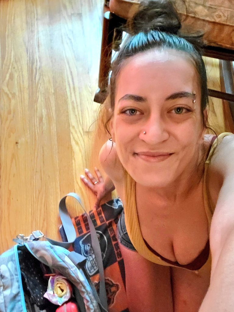 BlazinBruja420's tweet image. I'm not happy, yet I smile. Idk if that's healthy or not, but
F
U
C
K
I
T