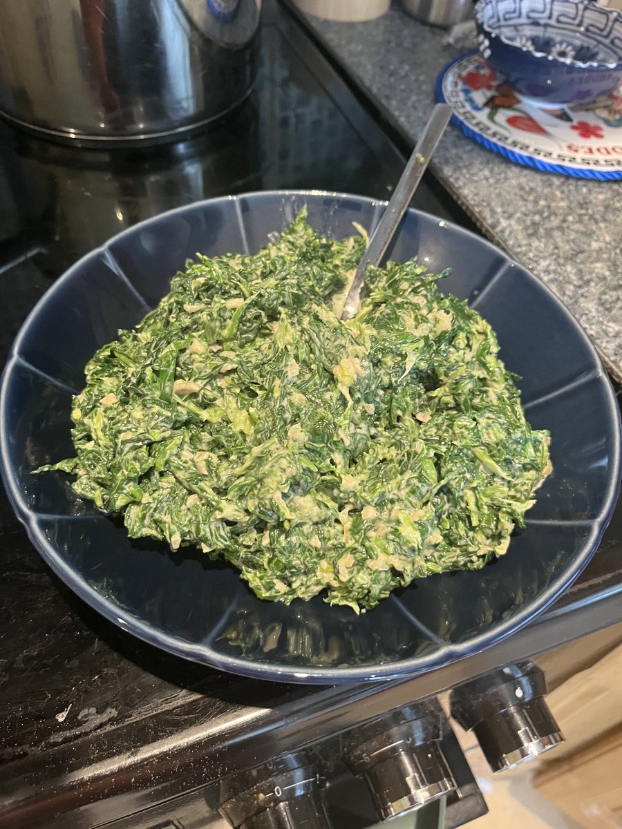Smoke_N_Motors's tweet image. Creamed spinach to go with tonight’s steaks 👌