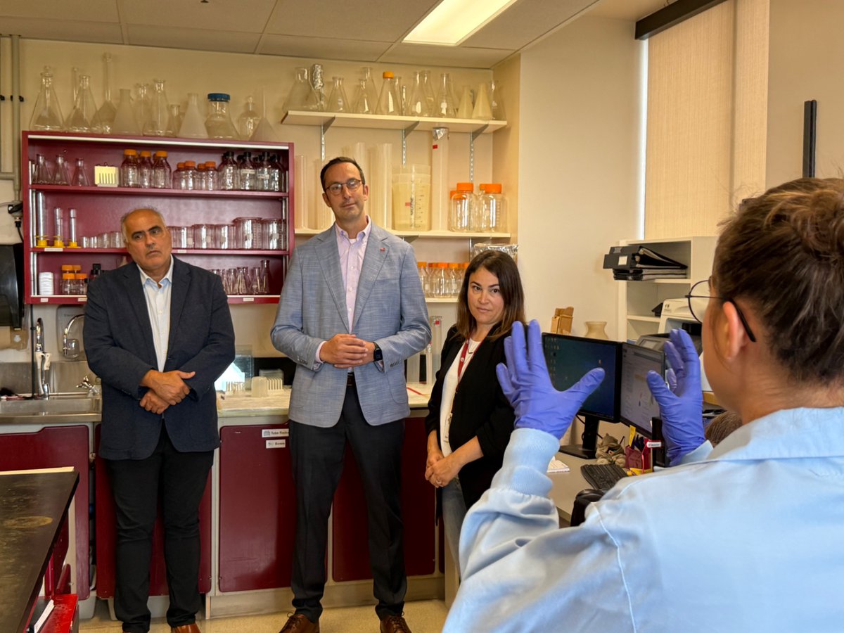 nolanmquinn's tweet image. Joined MPP @GeorgesDarouze for a great visit to the @uOttawa Heart Institute – Canada’s largest research centre focused on the prevention, diagnosis, and treatment of heart disease.
With over $1M in support from our government, the @HeartInstitute is driving innovation through…