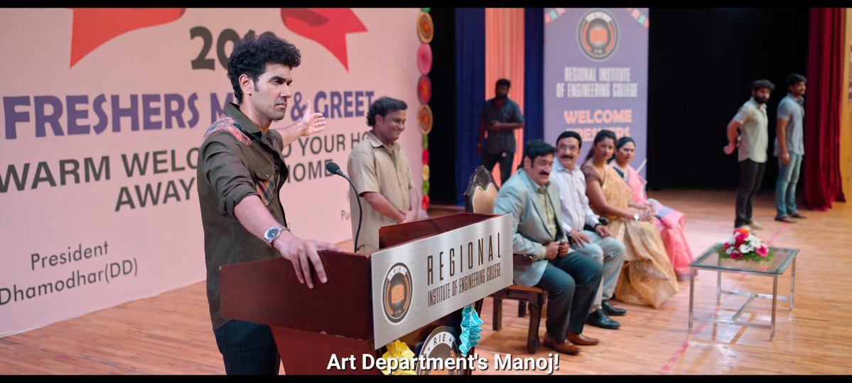 MHMaheshFC's tweet image. Mundhuga ma fms ni active chesina pilla sainiks ki thanks
#SaveHHVMBuyers #SaveCinemaFromPK