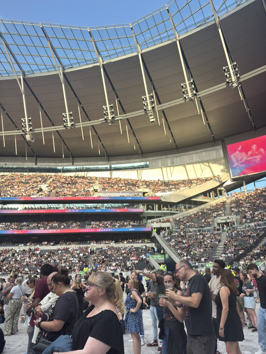 underscoremolls's tweet image. where we were meant to be to where we are LOOOOL