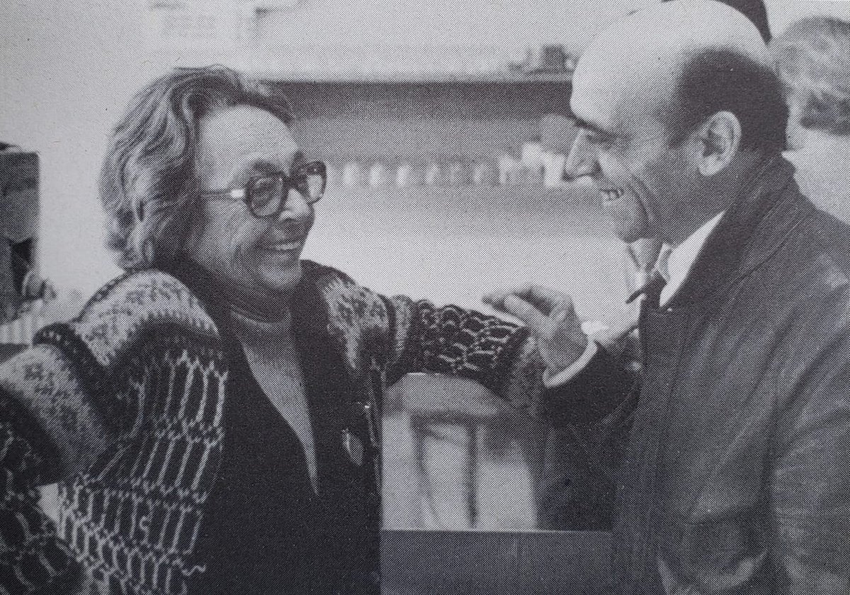 Tonight at 6!

📸 Marguerite Duras w/ António Reis