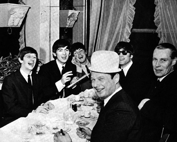 ltsreallove's tweet image. when a beatles biography is talking abt brian and it refers to the beatles as his boys it makes me feel like i could actually cry. his boysss oughjhhh 😭😭😭😭