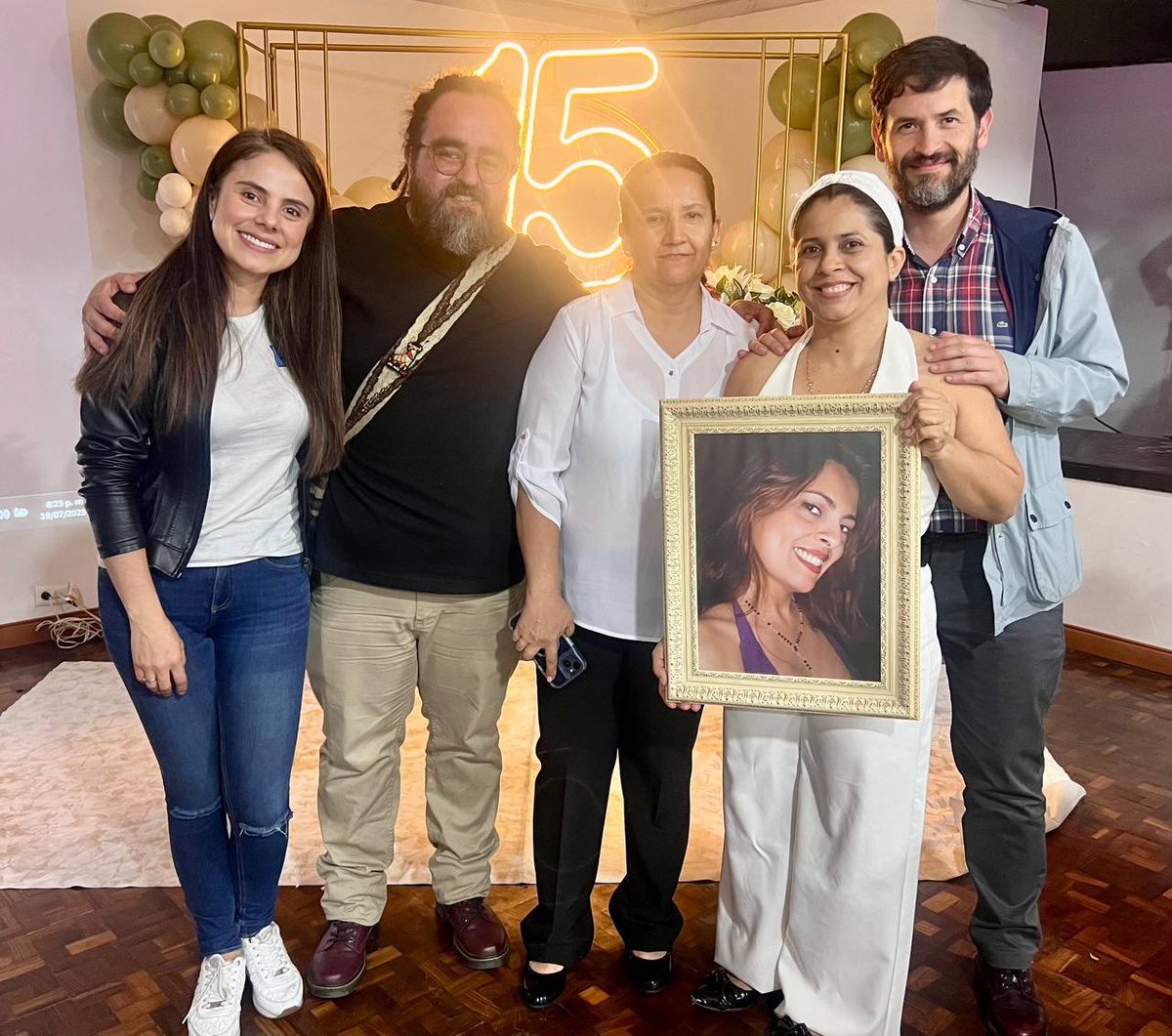 EsmeHernandezSi's tweet image. Junto a mi colega @JuanKarloslos participamos en la conmemoración de los 15 años de la Fundación Mi Mejor Amigo Cucuta un encuentro muy emotivo en el que recordamos a su fundadora, Lina Reyes, una mujer valiente y entregada a la defensa de los animales.
Gracias a Sergio Andres…