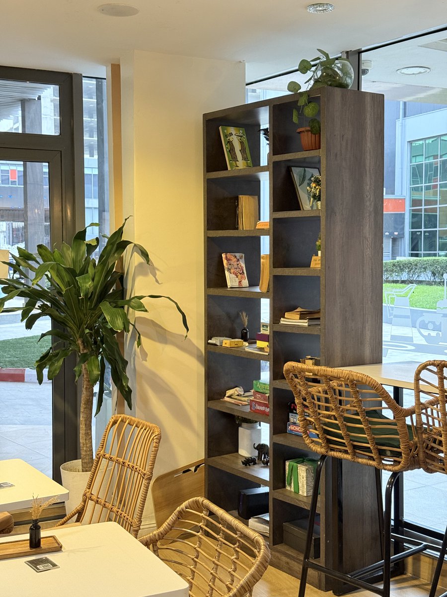 rumeeedgar's tweet image. a cute coffee shop i visited.