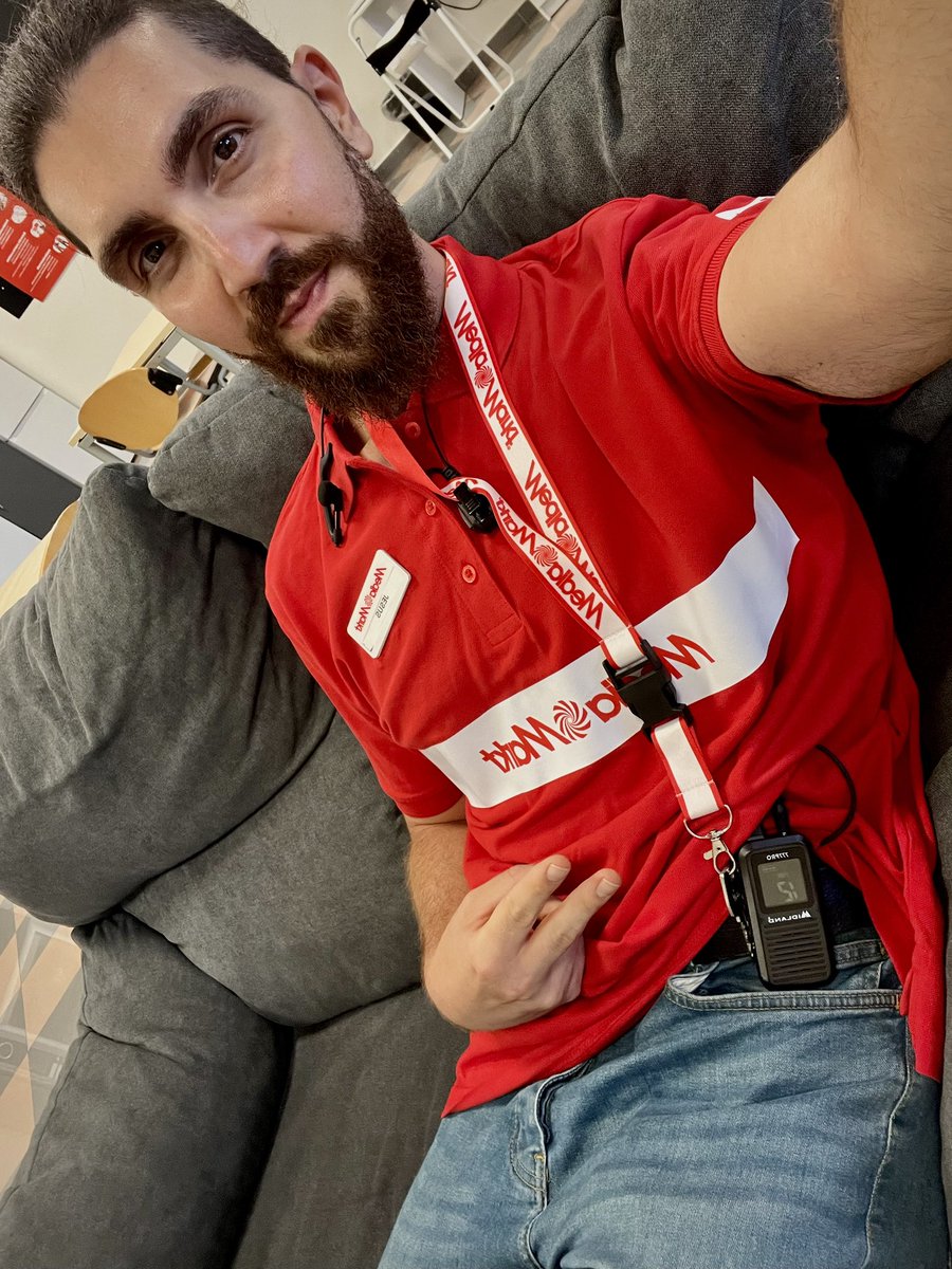 LordYisus95's tweet image. Hellothere!✨
Vamos a por las últimas horas del turno💪🏻
La empresa no sé, pero yo un poco tonto si soy, no me escondo😂
Aprovechar los minutos de descanso para hacer eco de mi retraso en Twitter es un mood y es el mío, Change my mind✌🏻
Espero que hayáis pasado buena tarde💜