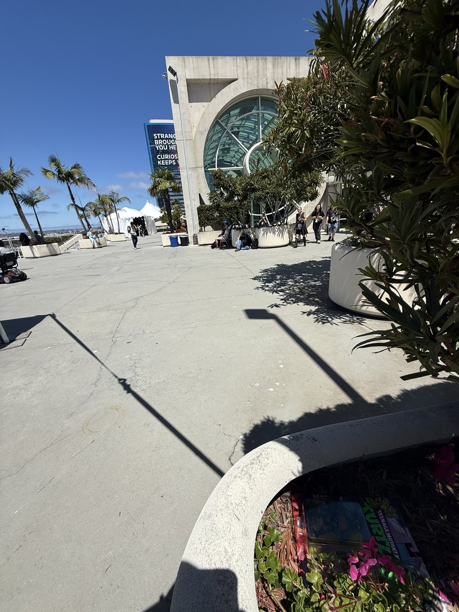 Parks And Cons tweet media