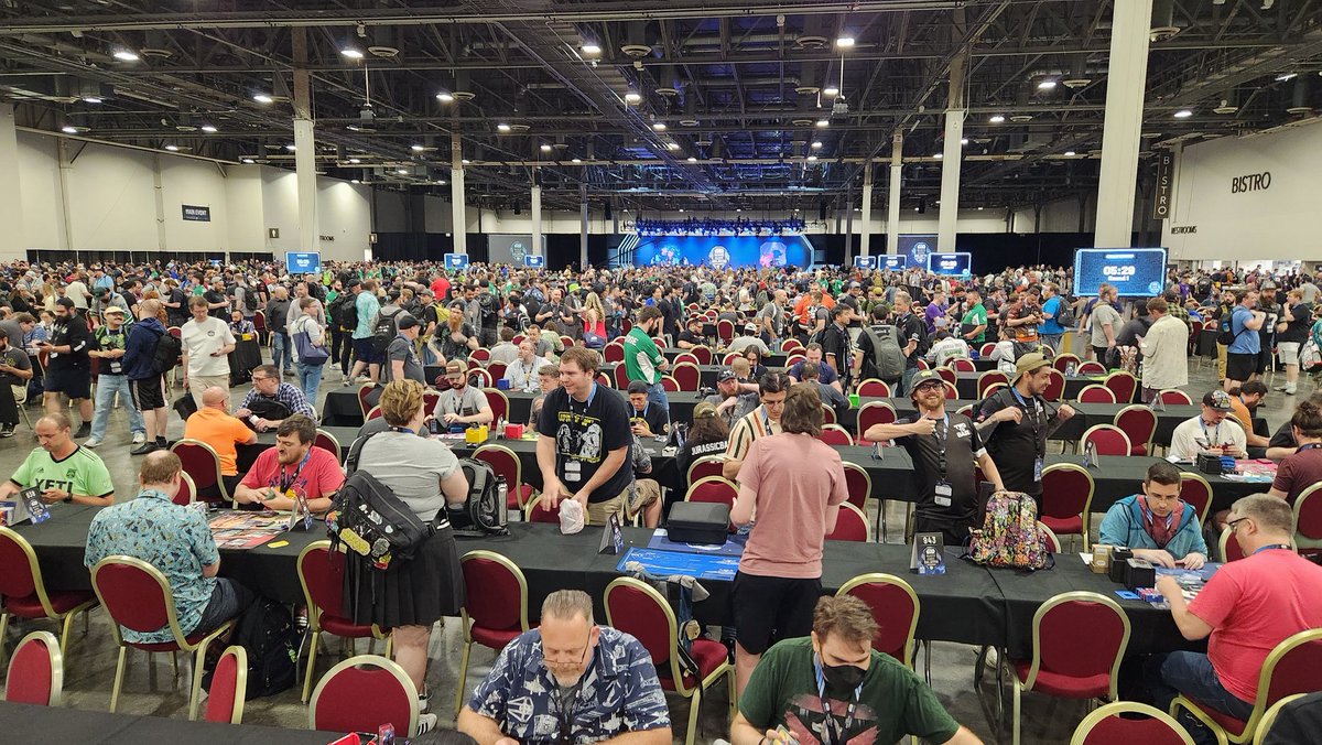 MaindeckGames's tweet image. The size of the crowd and the stage setup are INCREDIBLE at the #StarWarsUnlimited Galactic Championship!!