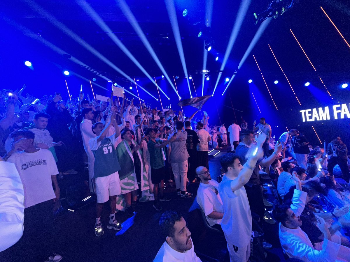 كان حضور مرعب لجماهير فالكون في كود بس عشان القوت  exnid💪🏻
الله يوفقهم