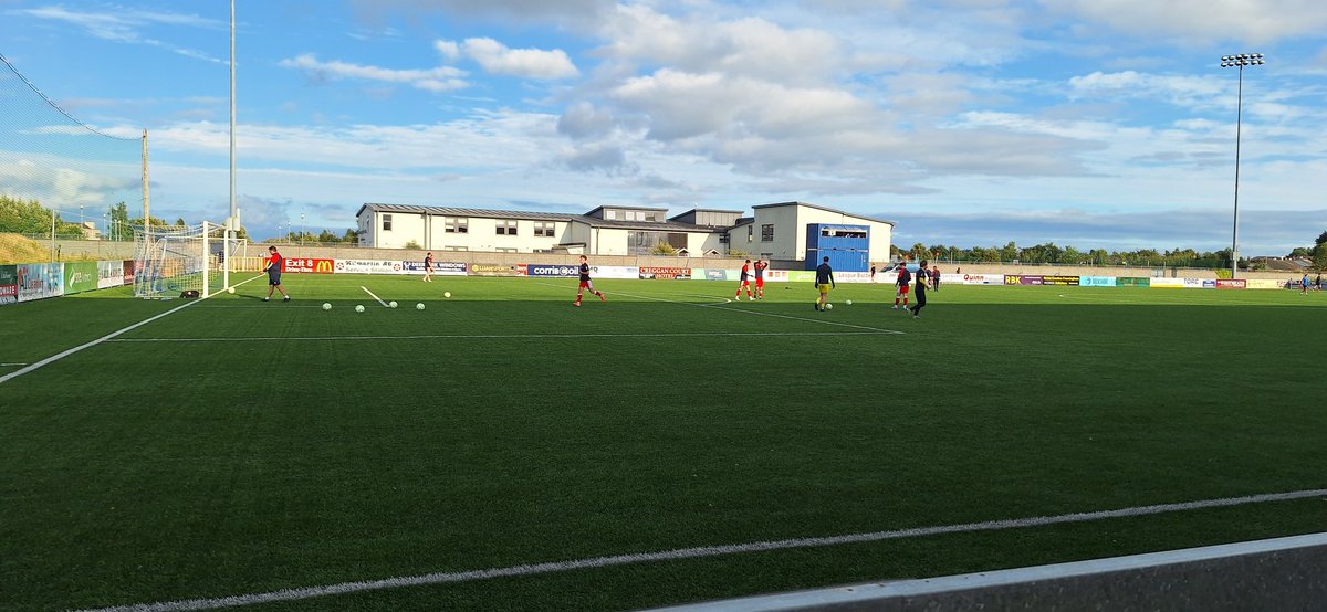Colm Mac an Bháird (@colmward) on Twitter photo In the Athlone Town Stadium for the <a href="/sseairtricity/">SSE Airtricity</a> First Division match between <a href="/TreatyUnitedFC/">Treaty United FC</a> and <a href="/AthloneTownAFC/">Athlone Town AFC</a> .
Hon da Treaty! In the Athlone Town Stadium for the <a href="/sseairtricity/">SSE Airtricity</a> First Division match between <a href="/TreatyUnitedFC/">Treaty United FC</a> and <a href="/AthloneTownAFC/">Athlone Town AFC</a> .
Hon da Treaty!