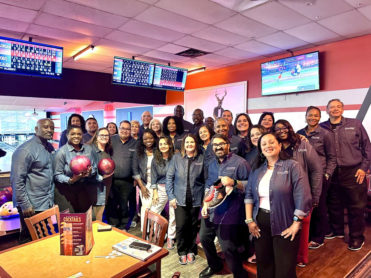 drgoffney's tweet image. I am so excited for the new school year. This week, we had an incredible retreat for our Executive Leadership Impact Team comprised of our top district instructional leaders. We focused on our collective goal to grow every child every day. We aligned on our strategic priorities,…