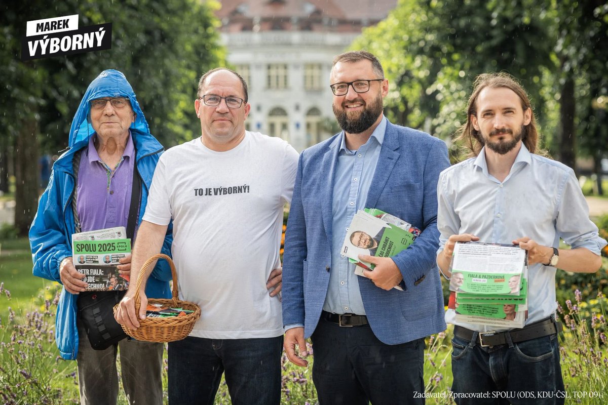 MarekVyborny's tweet image. Karlovy Vary dnes i s lijákem 🙂 ale zaplať Pán Bůh za vodu 💦
V každém případě i zde jsme mezi turisty potkali voliče, díky za setkání 🤝
@SpoluKoalice
