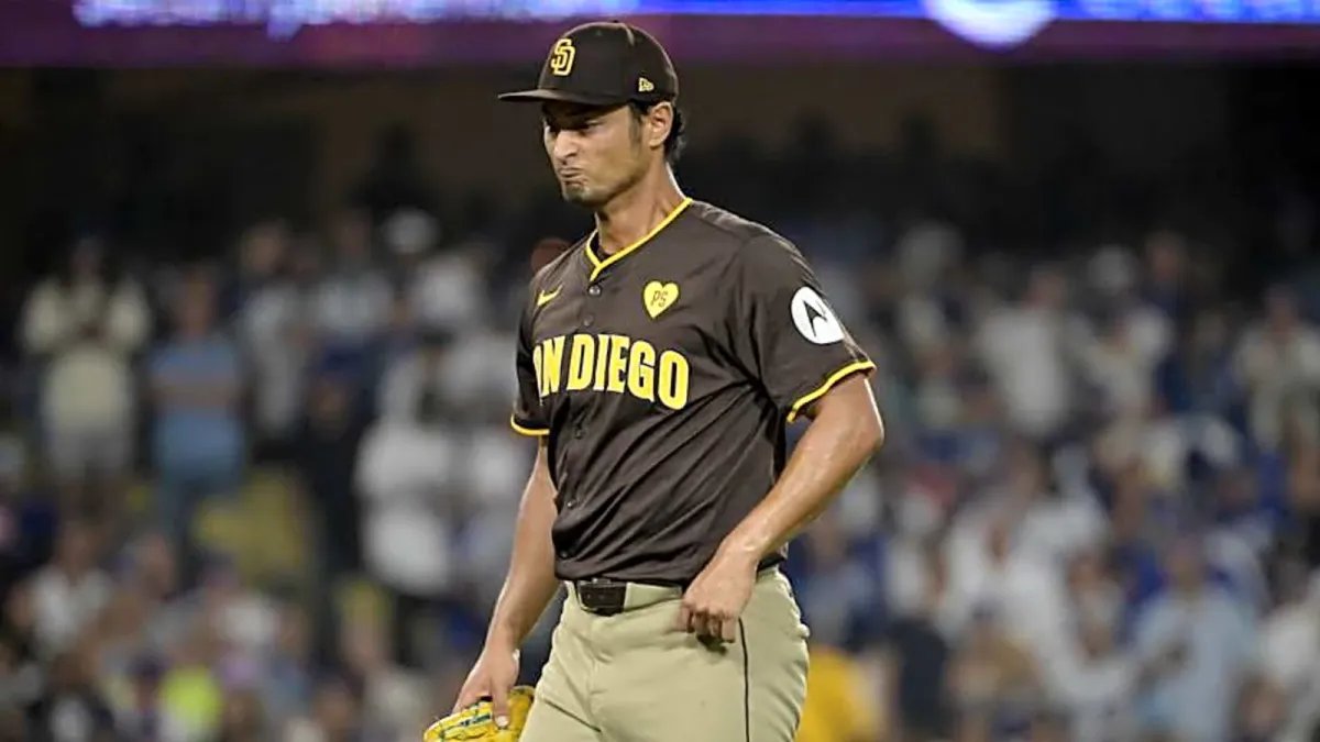 Section1904's tweet image. Do the #Padres need to trade for more pitching? dlvr.it/TM6jwT