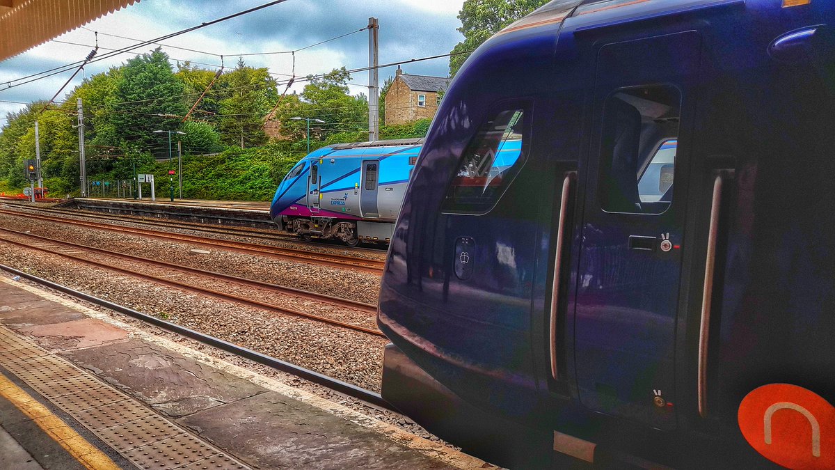 SpotterIan's tweet image. 802219 and 195101 at Lancaster Castle Station, 195101 was on the naughty corner today.25/7/25