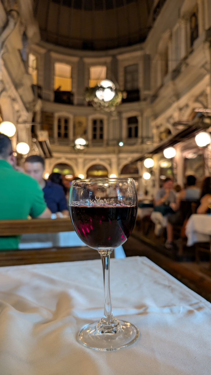 rach_aha's tweet image. One last toast to this lovely city… 🍷