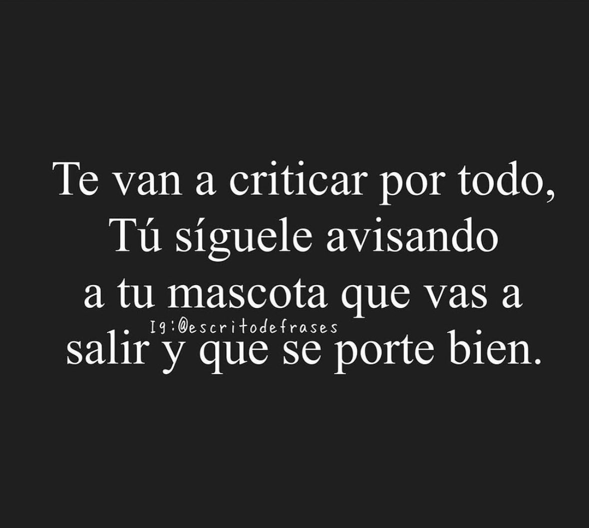 nelafrfr's tweet photo. Como buena persona a la que le llegan las fofocas sin preguntar 👀

Sé que muchos me quieren fuera de la casa, pero no se ilusionen tanto, que yo también le aviso a mi mascota cuando salgo 😌

#LaCasaDeLosInfamosos #TeamDiva #FofocaSinFiltro https://t.co/AfULm8iZIj