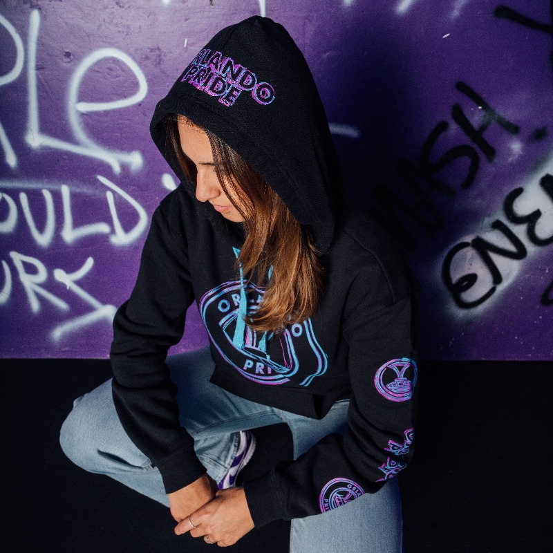 ShopORLPride's tweet photo. Layer up ⬆️ for less ⬇️

40% off select @ORLPride outerwear styles now through the weekend!