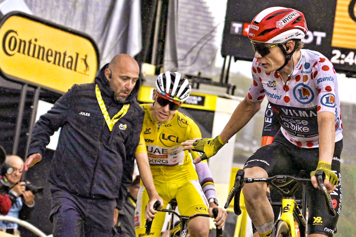 Lukáš Ronald Lukács tweet media