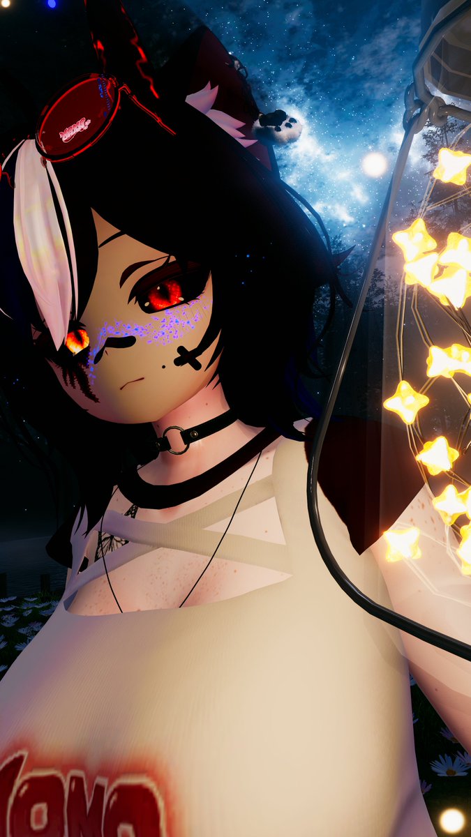 MomoChanVr's tweet image. I am calling all UNITY NERDS
Help me with this issue, my body shades are different from my head ones but in the material it is the same settings in shader or light settings. Mesh is also set the same as body so it left me at end with what could be wrong with it.
Please help 😭