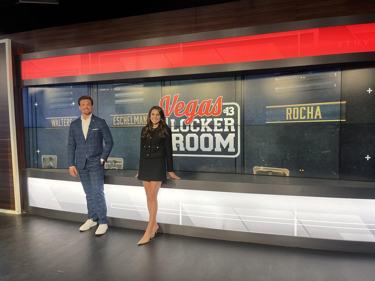 nickwalt's tweet image. Who else’s juices are pumping with football back!? 🏈🔙
We have a show packed with pigskin in store Saturday night at 11:30 on @KTNV as @alexeschelman and I dive into #Raiders training camp, UNLV fall camp, and more in Vegas sports. See you then!