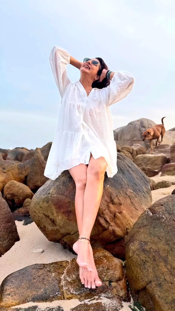 NallamallaPilli's tweet image. మై హోమ్ భుజా మహారాణుల చుట్టూ తిరుగుతున్నారు కుక్కలు😢🙂
@revanth_anumula 🤡😂