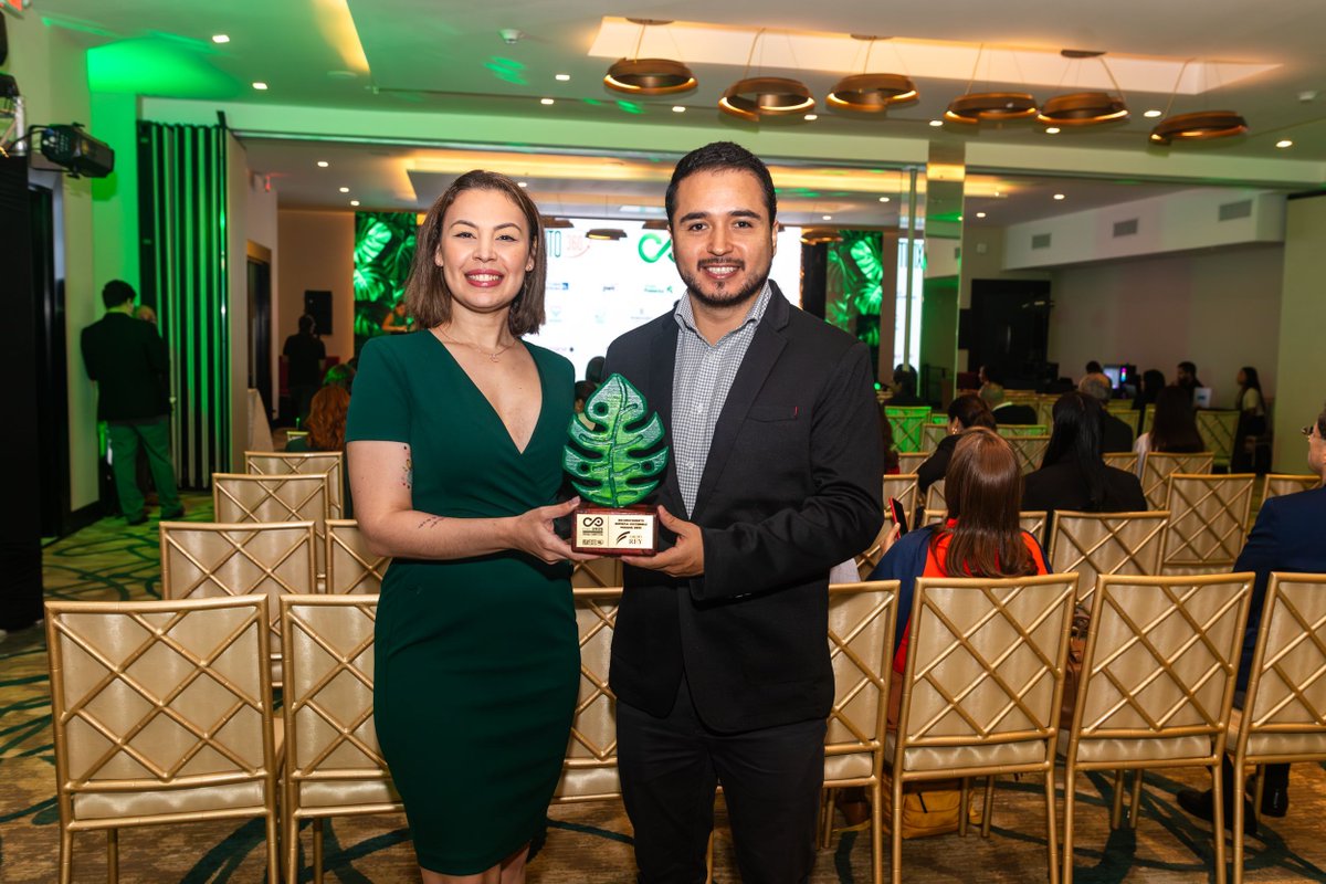 🏆 En el Foro 2025, Grupo Rey fue reconocido como una de las empresas que están trabajando activamente por la sostenibilidad en Panamá. 🌱🇵🇦
Nos impulsa una gestión responsable con enfoque ESG, ODS, ética, innovación y prácticas justas.
¡Gracias a todos los que nos acompañan! 💚