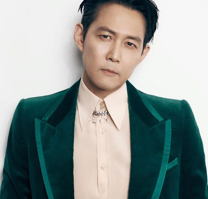 revistakoreain's tweet image. Qual é o ator mais bem pago dos K-dramas?
#LeeJungJae, estrela de #Round6, lidera o topo da lista recebendo um valor milionário por cada episódio.
Saiba mais: revistakoreain.com.br/2025/07/qual-e…