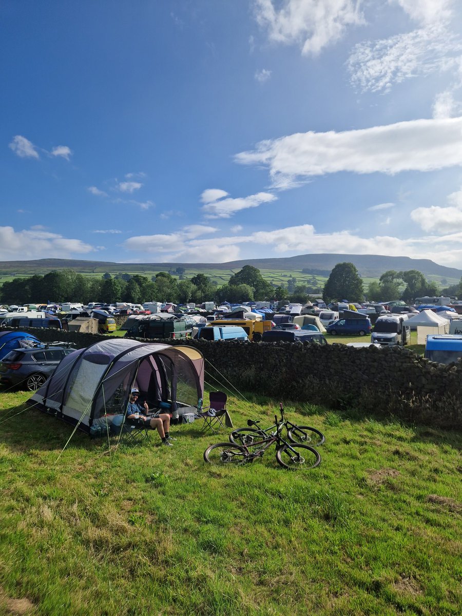 callumjames_EE's tweet image. Ardrock weekend!