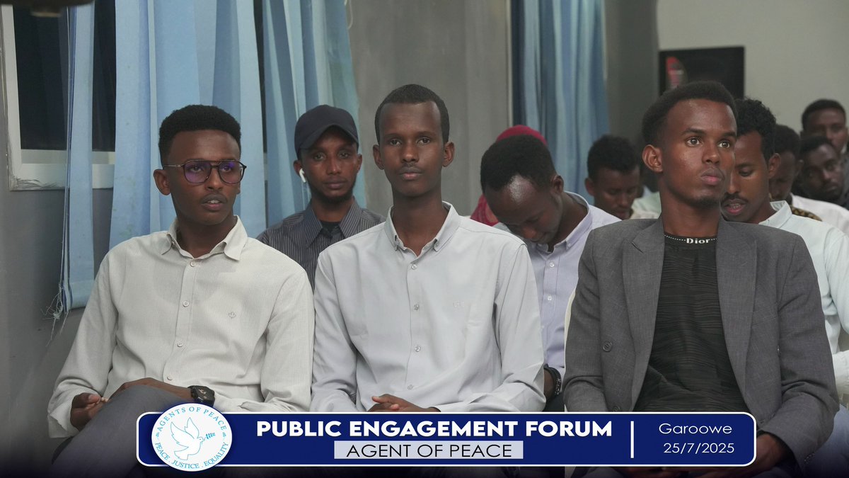 M_A_Abdullahi's tweet photo. Agents of Peace- Somalia  tonight hosted Public Engagement Forum (PEF) on “Breaking the Chains: Tackling Irregular Migration and Human Trafficking through good governance, political participation and youth, peace and security Inclusiveness in Somalia”. @oita_etyang @RhuksA https://t.co/nNQn6xKziS