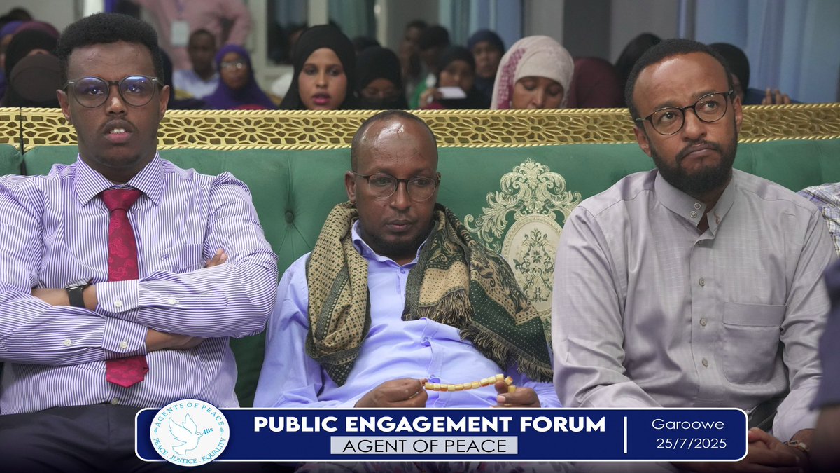 M_A_Abdullahi's tweet photo. Agents of Peace- Somalia  tonight hosted Public Engagement Forum (PEF) on “Breaking the Chains: Tackling Irregular Migration and Human Trafficking through good governance, political participation and youth, peace and security Inclusiveness in Somalia”. @oita_etyang @RhuksA https://t.co/nNQn6xKziS