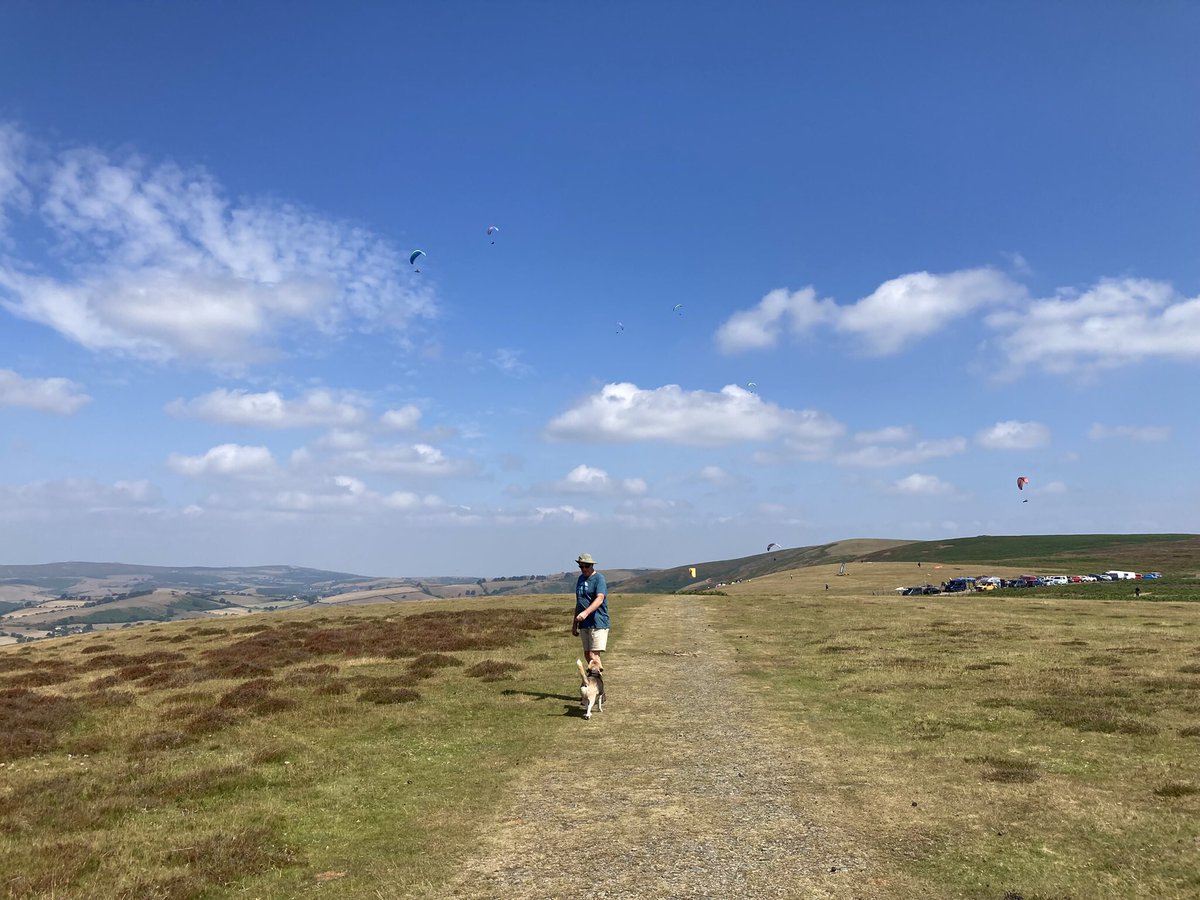 Walkies and breakfast up at the gliding station this morning, watching the paragliders enjoying the blue skies