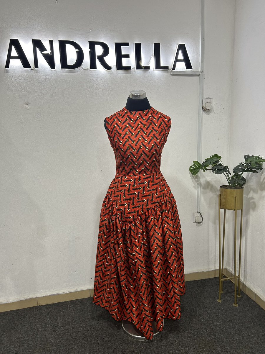 ShopAndrella's tweet image. ANDRELLA Asymmetrical Ankara Dress 😍
39,900
.
.
Please retweet
#ANDRELLA