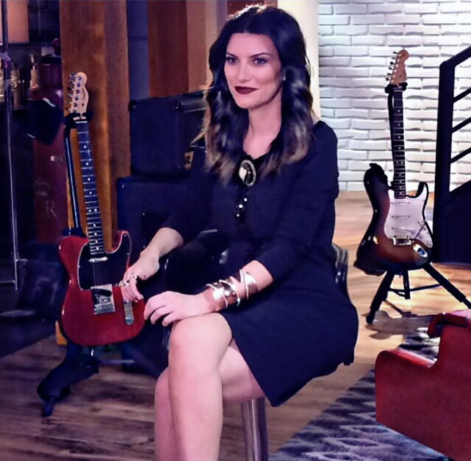 BienvenidoLPAR's tweet image. ACÁ TRANQUI ESPERANDO QUE LAURA PAUSINI CANTE "ROMA" EN VIVO CON LUIS FONSI🪑