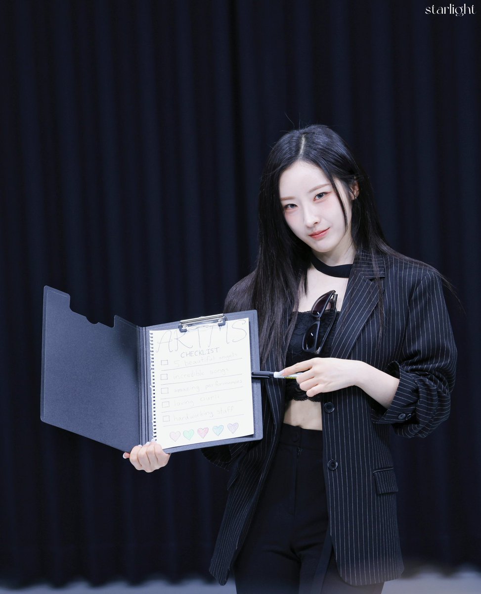 loona820's tweet image. 250725 haseul 하슬
#하슬 #haseul #아르테미스 #artms